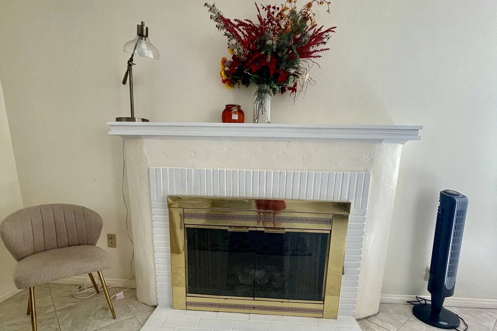 Photo of Livingroom in Loma Linda