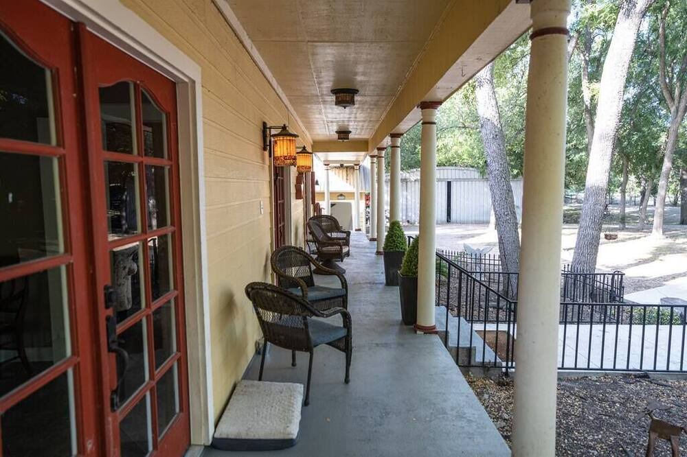 Photo of Outdoor in Taylor