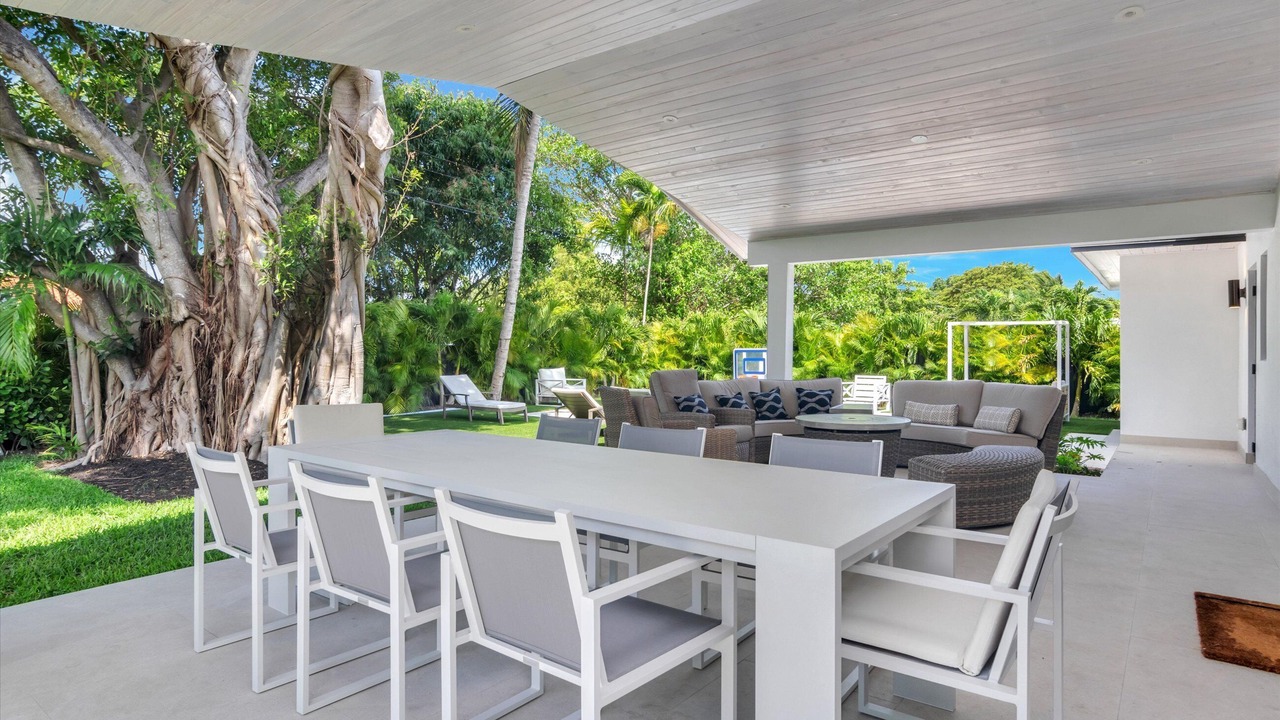 Photo of Outdoor in Biscayne Park