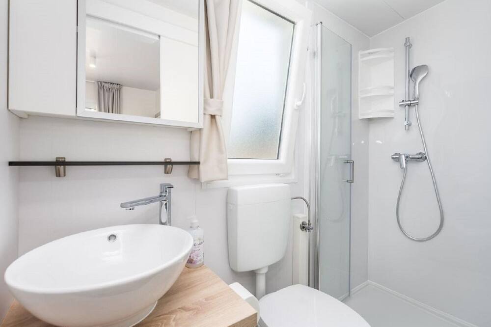 Photo of Bathroom in Omisalj