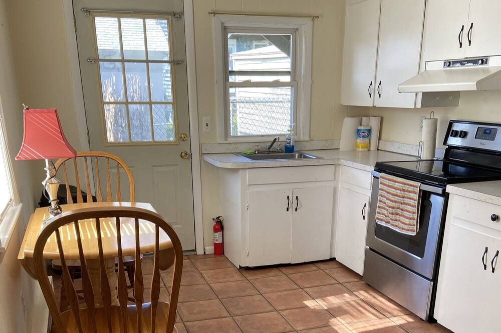 Photo of Kitchen in Fifth Ward
