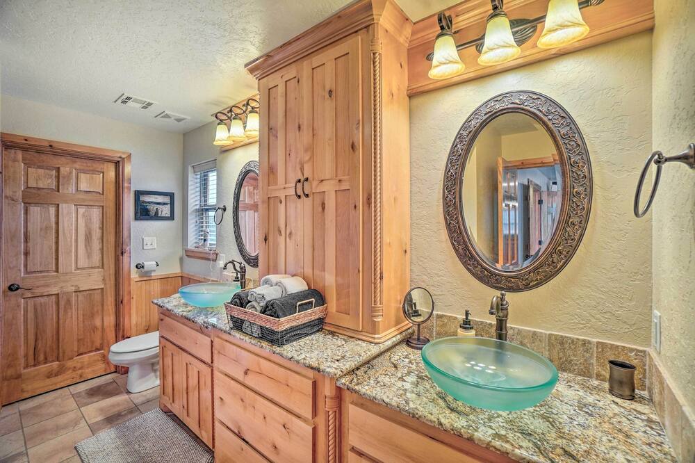 Photo of Bathroom in Medicine Park