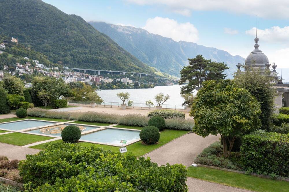 Photo of Others in Montreux