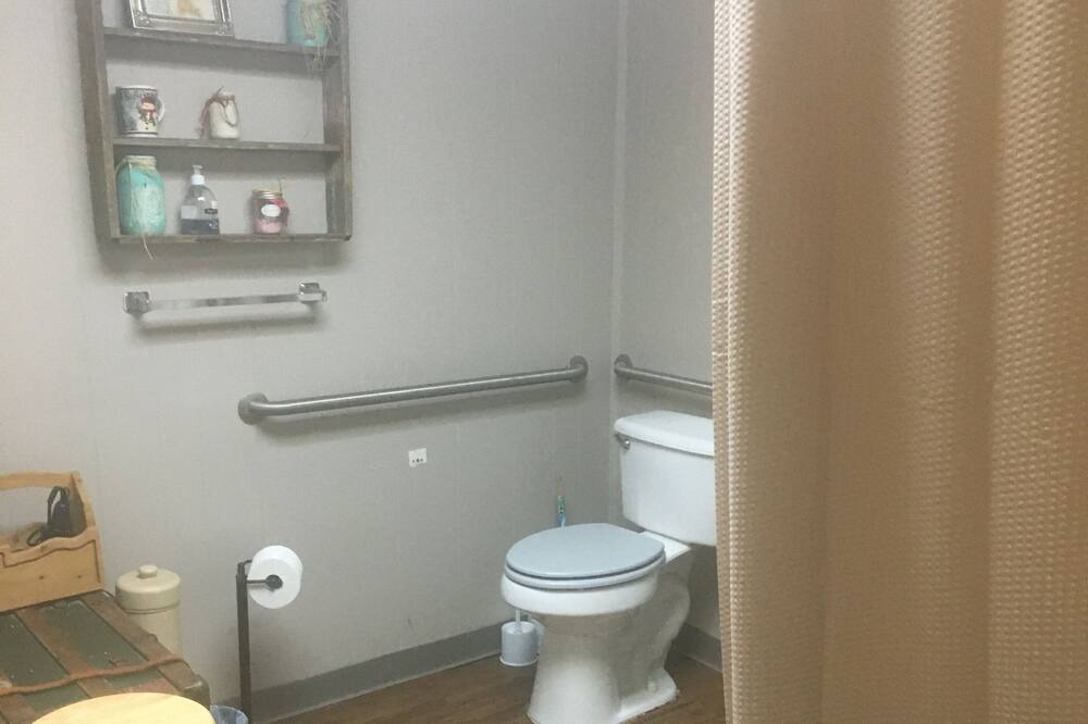 Photo of Bathroom in Bandera