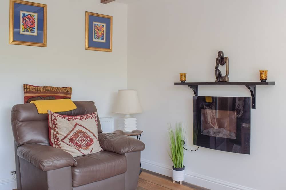 Photo of Livingroom in Chirk Bank