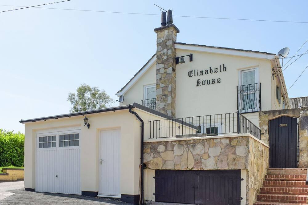 Photo of Outdoor in Chirk Bank