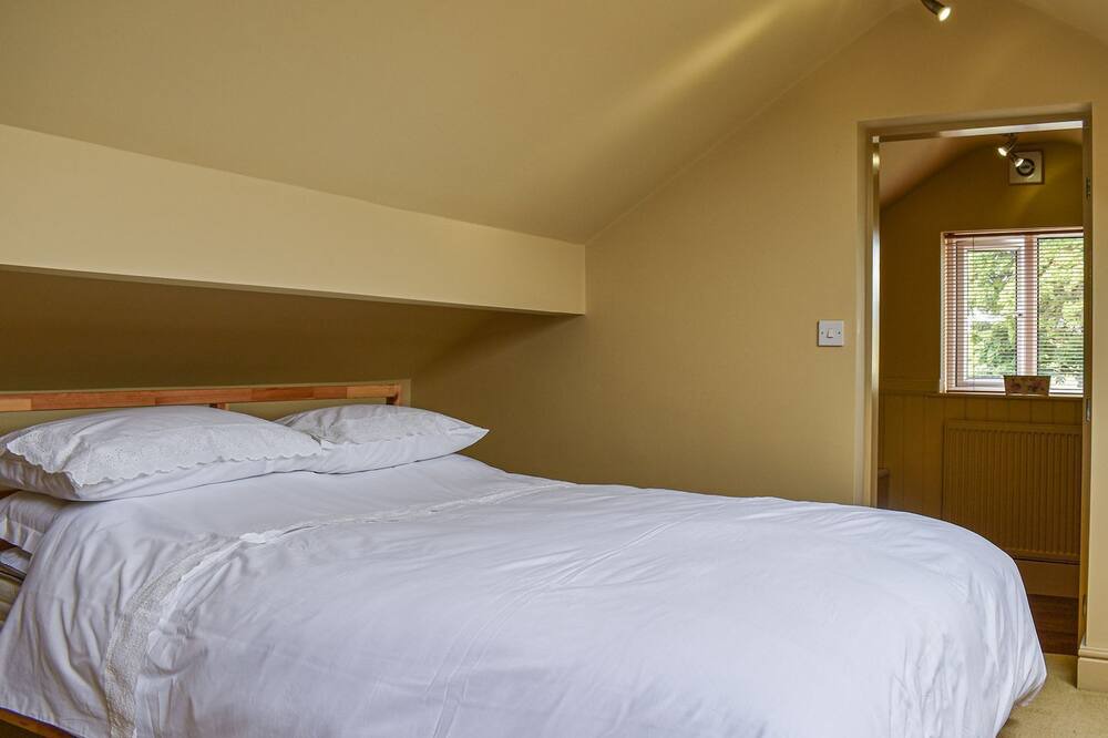 Photo of Bedroom in Longnor