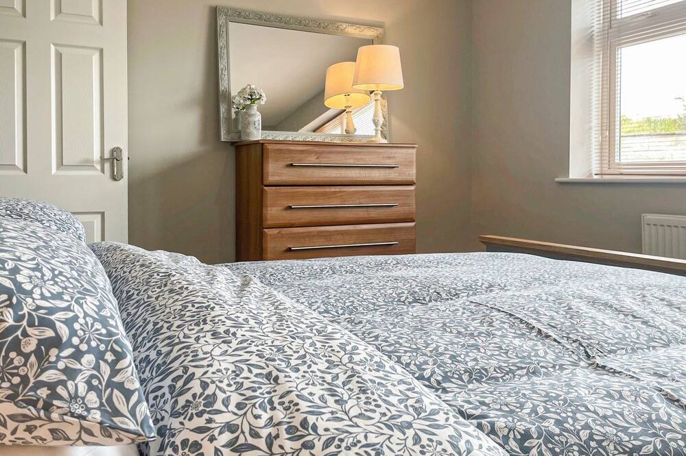 Photo of Bedroom in Longnor