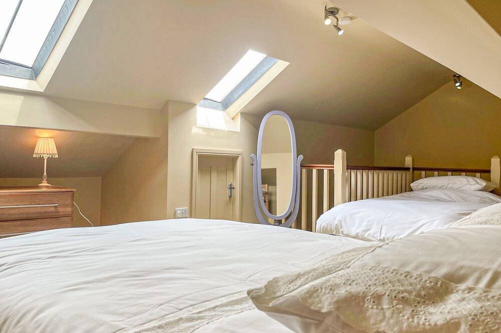 Photo of Bedroom in Longnor