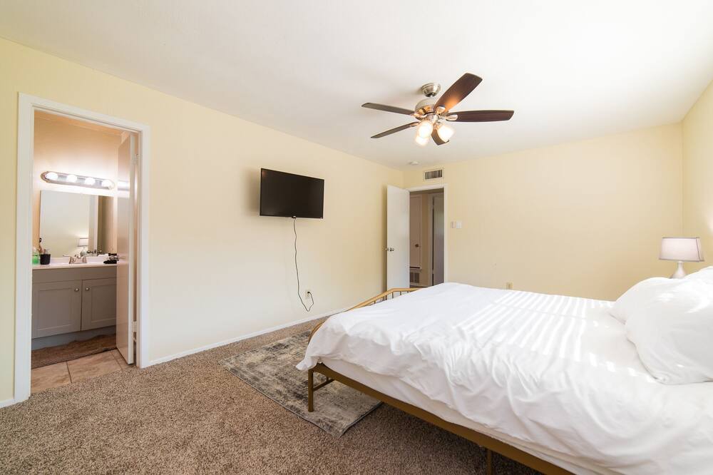 Photo of Bedroom in Lancaster