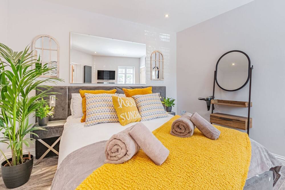 Photo of Bedroom in Westbrook