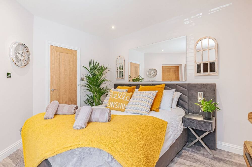 Photo of Bedroom in Westbrook