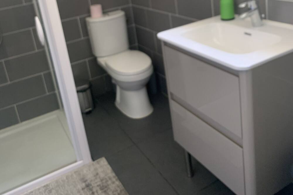 Photo of Bathroom in Vitry-sur-Seine