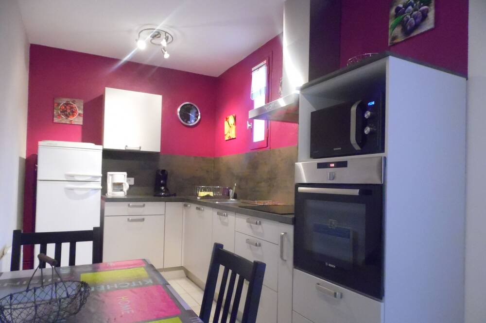 Photo of Kitchen in Saint-Rome-de-Cernon