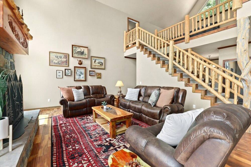 Photo of Livingroom in Springdale