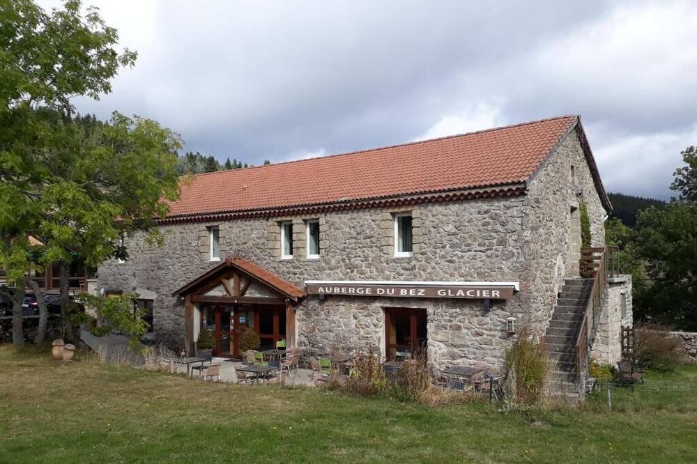 Photo of Outdoor in Borne