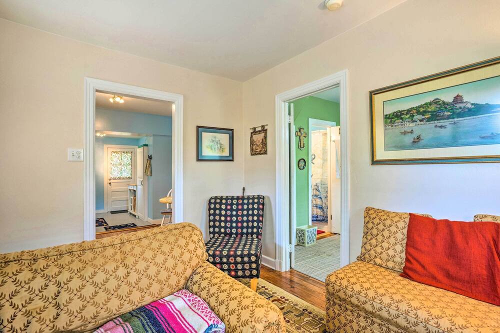 Photo of Bedroom in Lakeside
