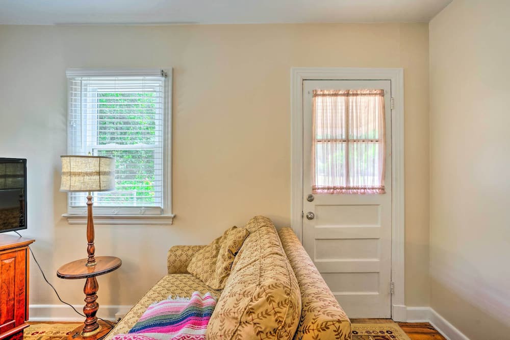 Photo of Livingroom in Lakeside