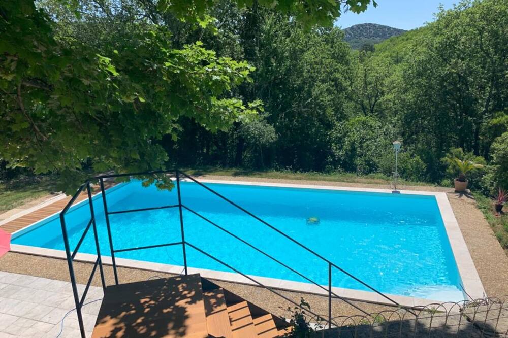 Photo of Outdoor in Cros