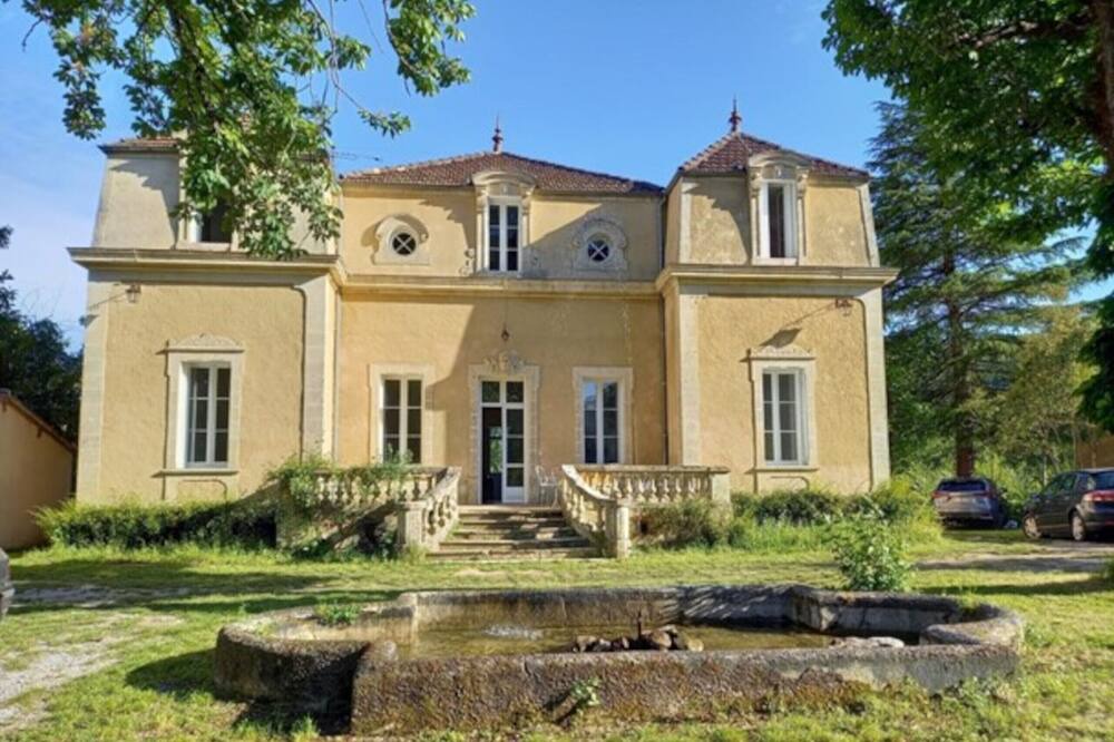 Photo of Outdoor in Cros
