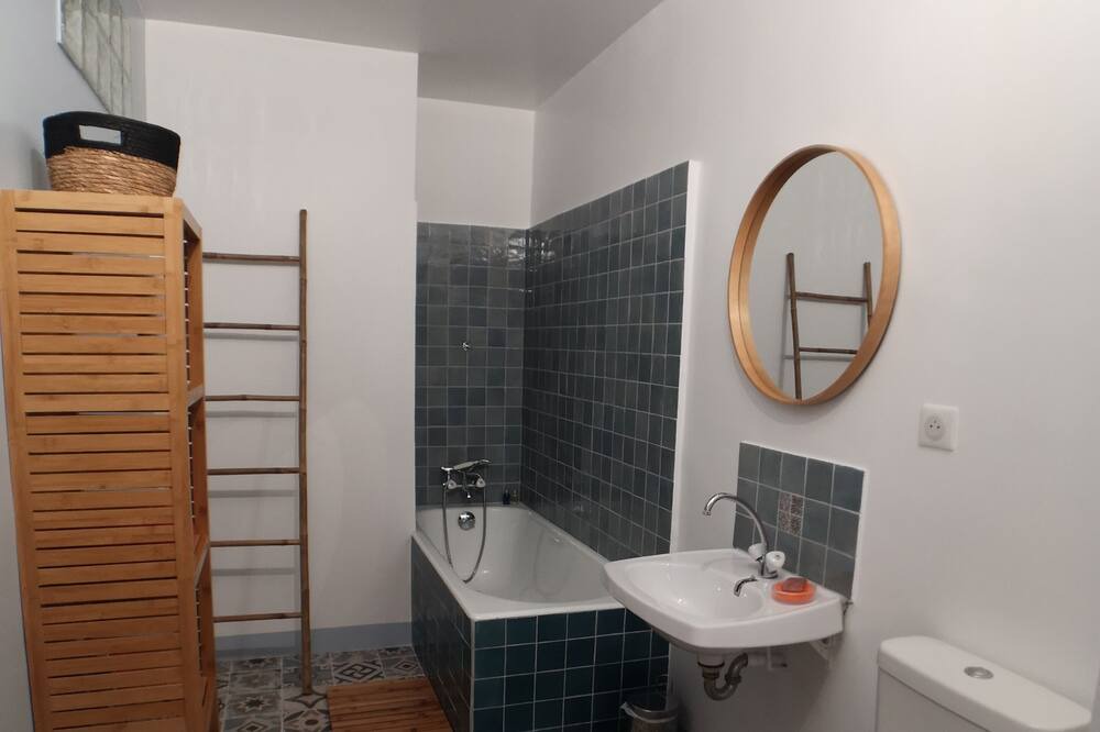 Photo of Bathroom in Cros