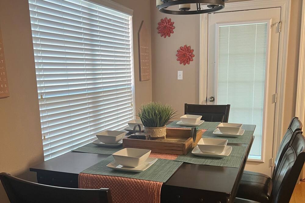 Photo of Kitchen in Highlands - Perkins