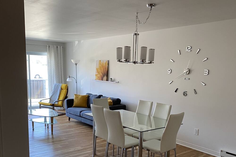 Photo of Livingroom in Magog