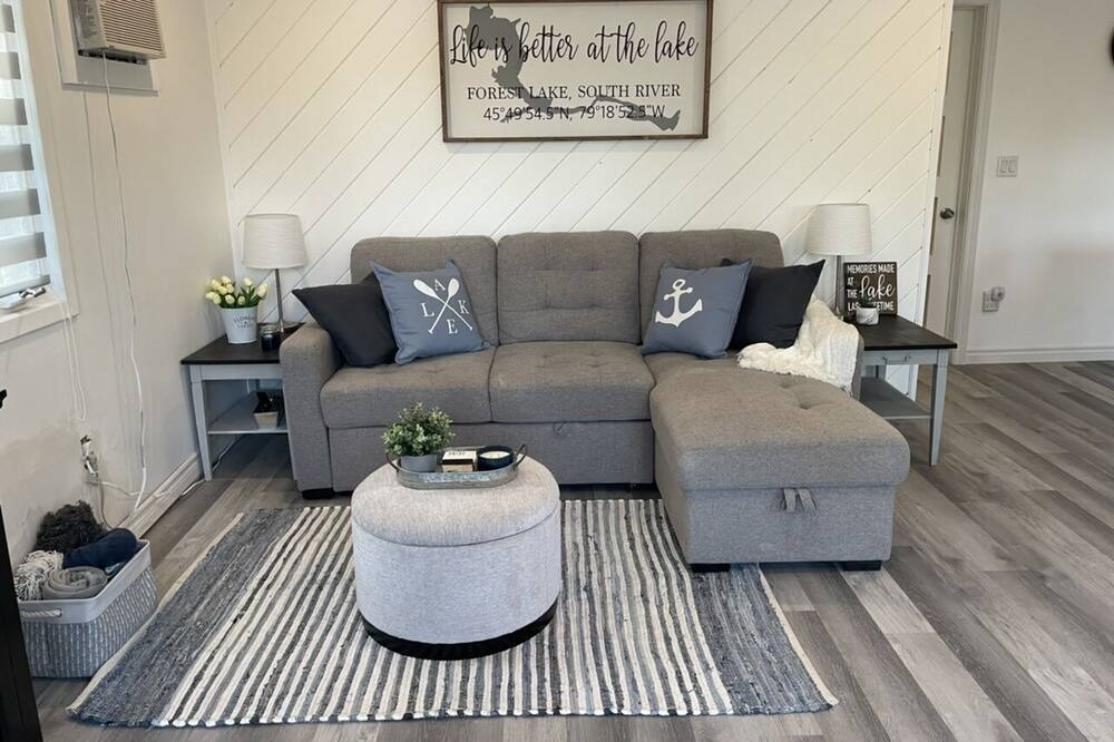 Photo of Livingroom in Joly