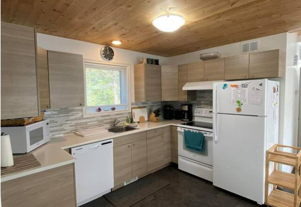 Photo of Kitchen in Lester Beach