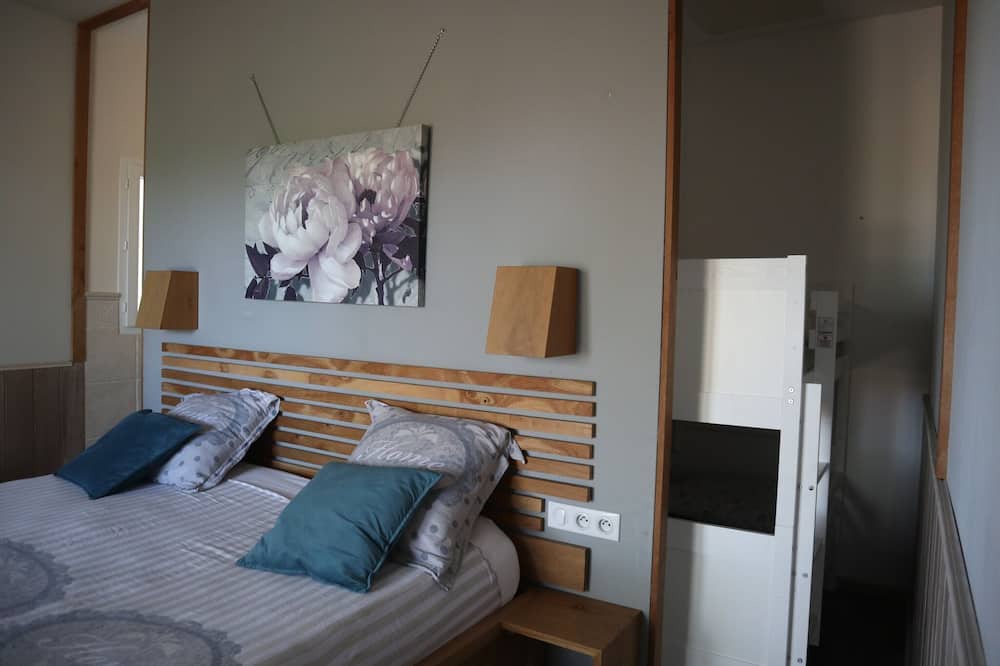 Photo of Bedroom in Lussan