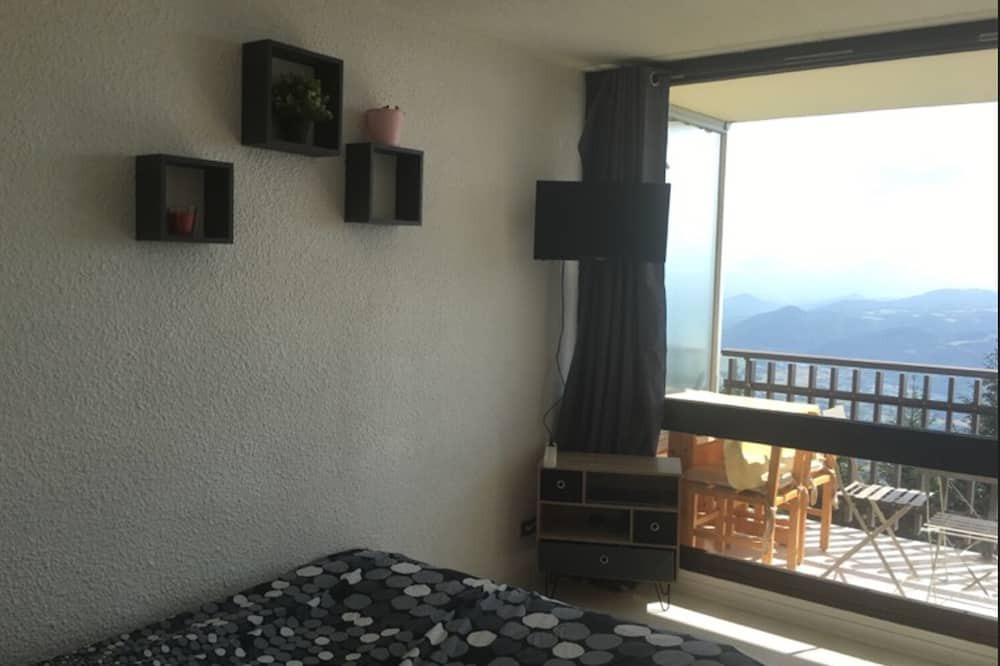 Photo of Bedroom in Saint-Honore