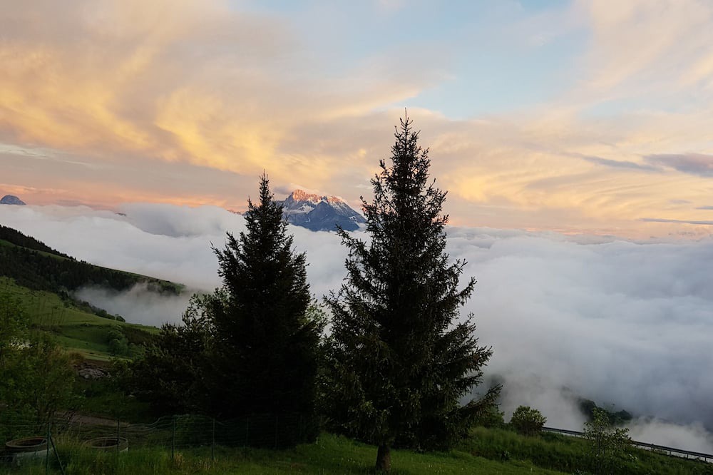 Photo of Outdoor in Saint-Honore