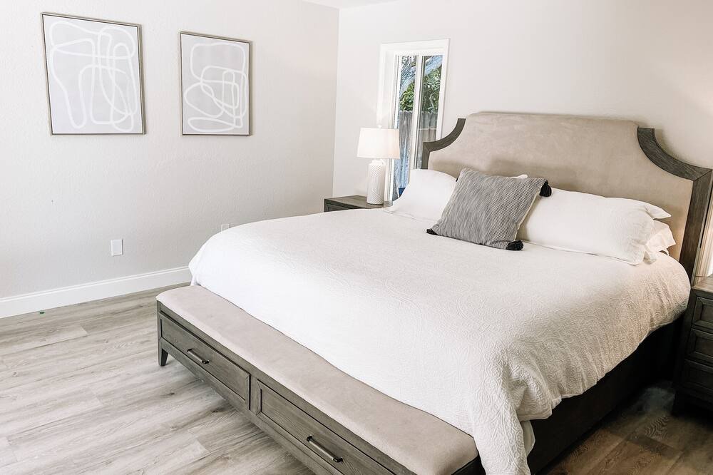 Photo of Bedroom in Palmetto Bay