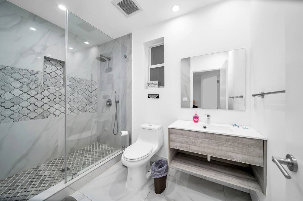 Photo of Bathroom in North Miami Beach