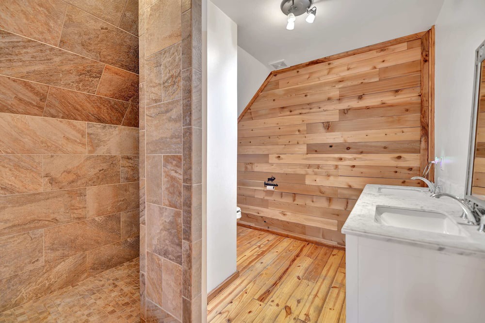 Photo of Bathroom in Burnet