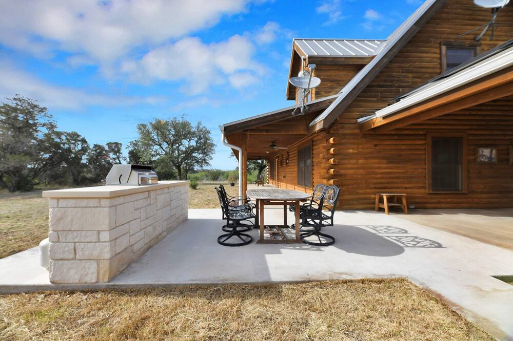 Photo of Outdoor in Burnet