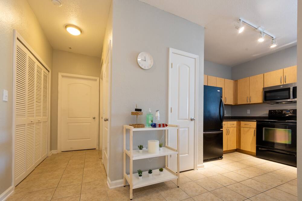Photo of Kitchen in Florida Center North