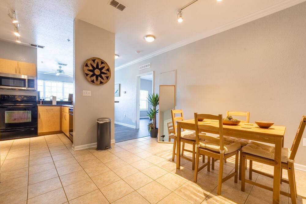Photo of Kitchen in Florida Center North