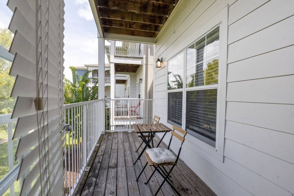 Photo of Patio Balcony in Florida Center North