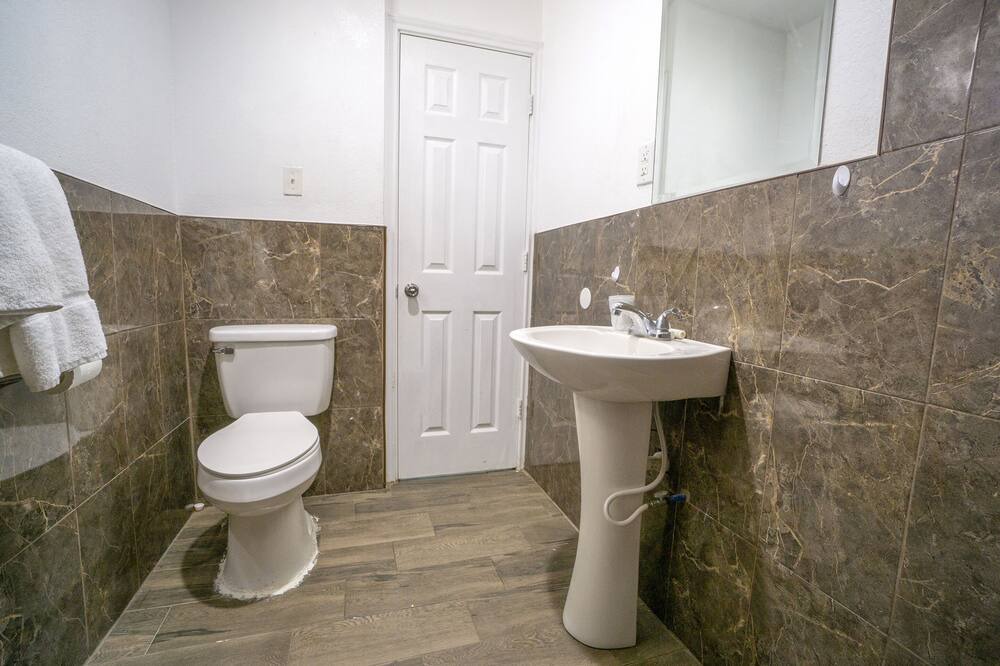 Photo of Bathroom in Flour Bluff