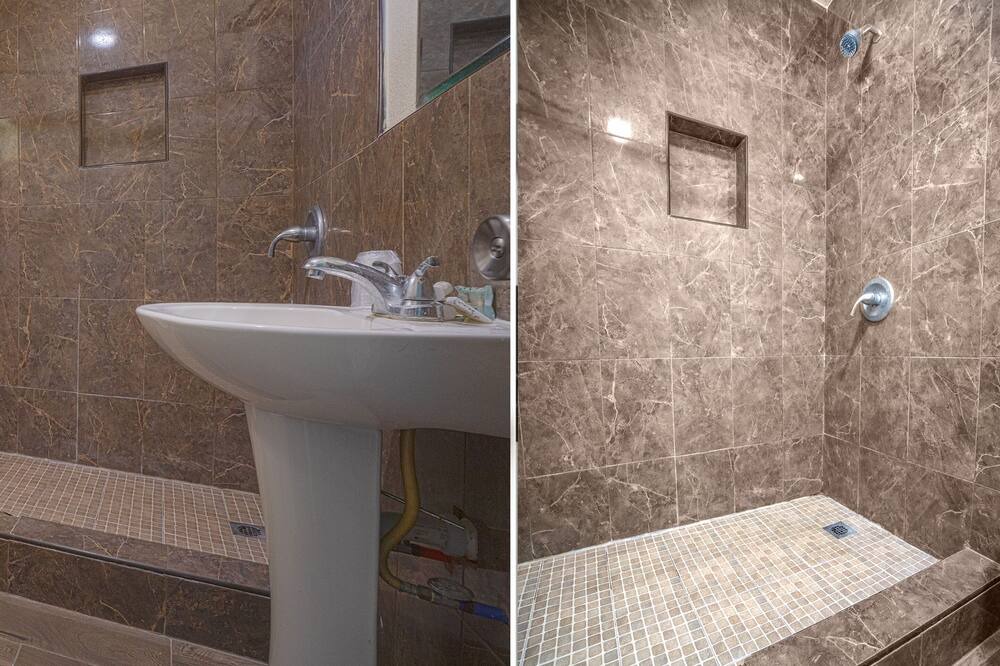 Photo of Bathroom in Flour Bluff