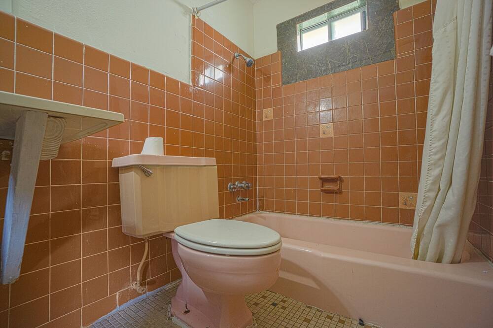 Photo of Bathroom in Flour Bluff