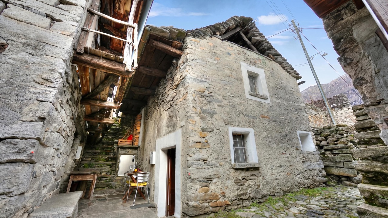 Photo of Outdoor in Corippo
