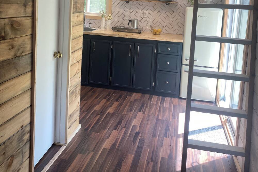 Photo of Kitchen in Central Frontenac