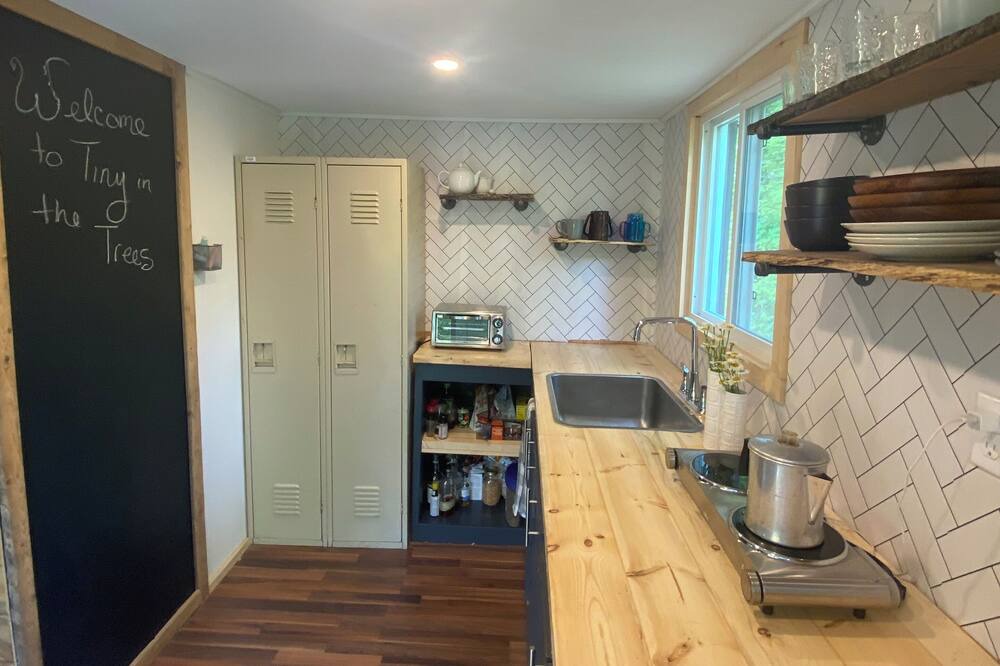 Photo of Kitchen in Central Frontenac