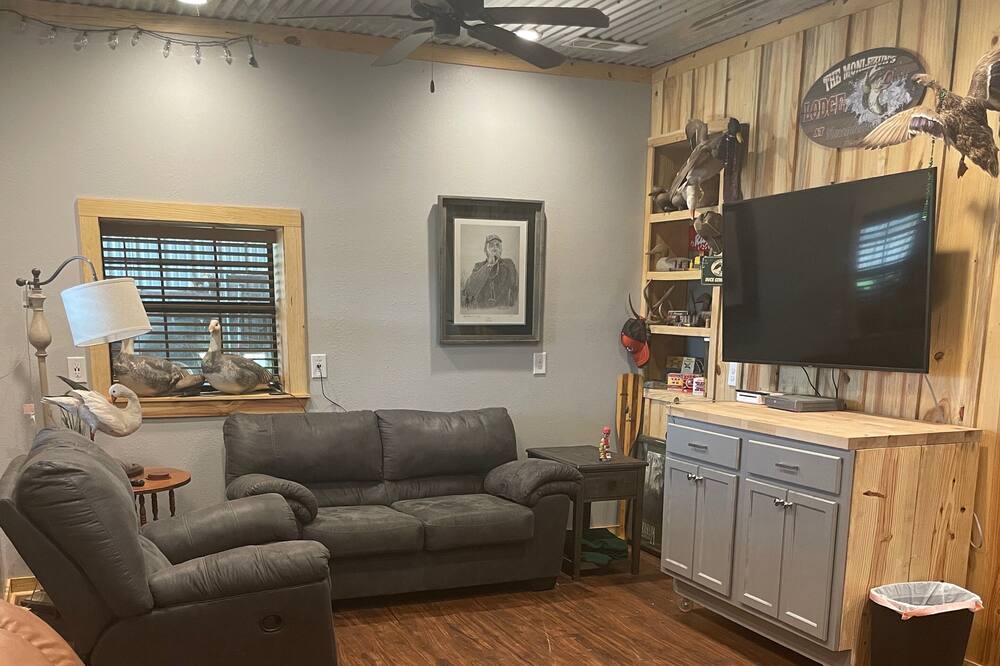 Photo of Livingroom in Nacogdoches