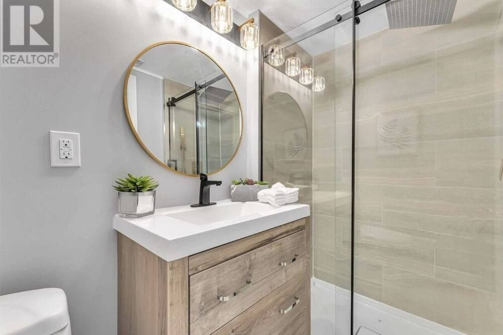 Photo of Bathroom in Eringate