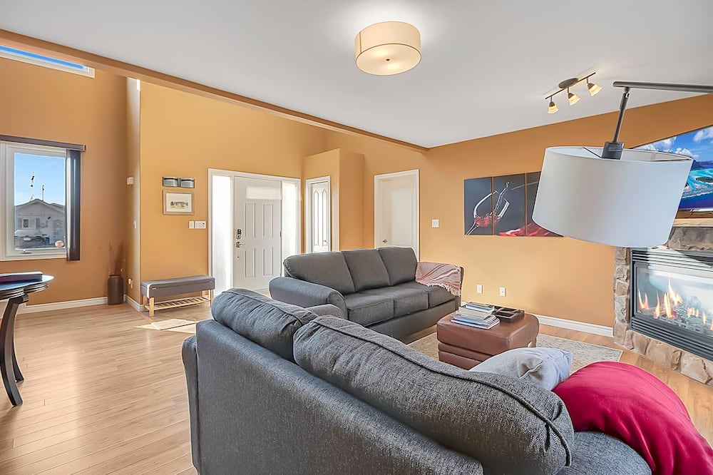 Photo of Livingroom in Kingsville
