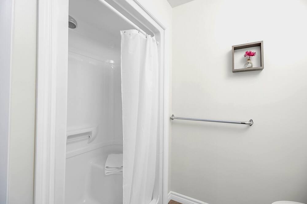 Photo of Bathroom in Kingsville