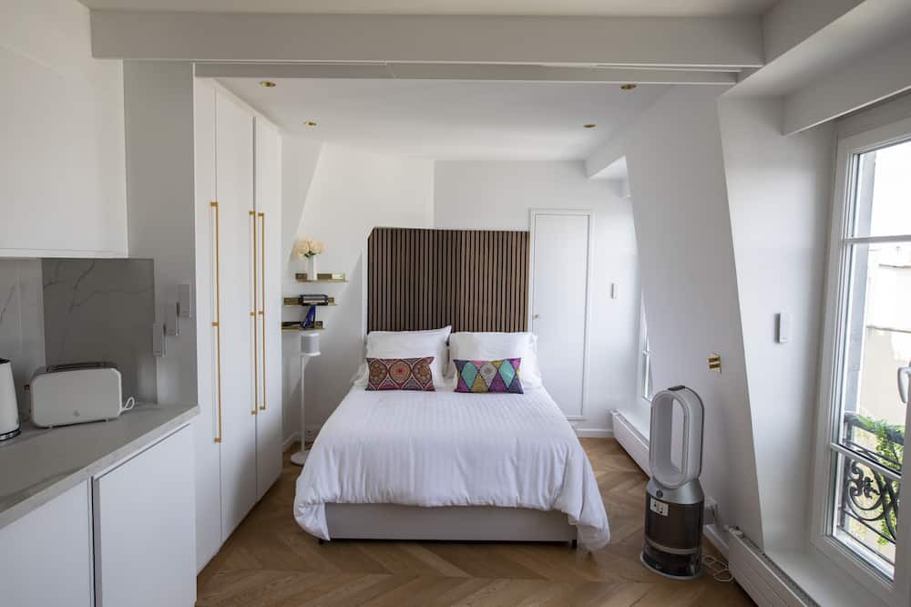 Photo of Bedroom in Quartier de la Plaine-de-Monceaux